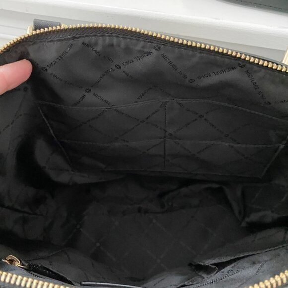 Michael Kors Hamilton Traveler Large Leather Zip Satchel Black - Picture 9 of 9